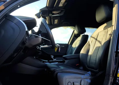 2024 BMW X3 xDrive30I z USA, uszkodzony, nr VIN 5UX53DP05R9U37459